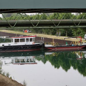 An der Ellinghauser Straße wurde die neue Brücke über den Dortmund-Ems-Kanal aufgelegt. Foto: Michael Printz / PHOTOZEPPELIN.COM